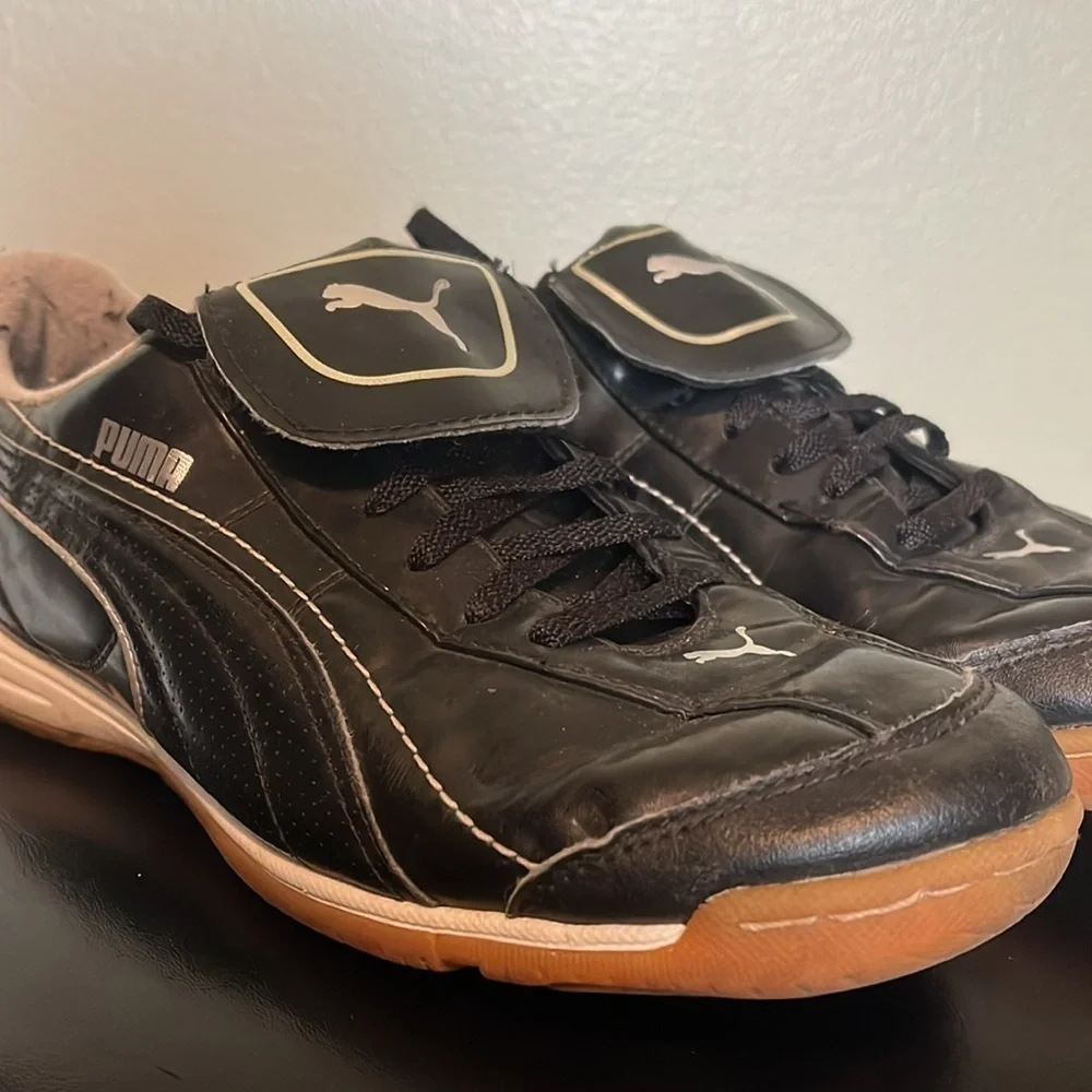 Puma Clyde Core Retro Casual MEN Size 7.5 Black with Flip Tongue